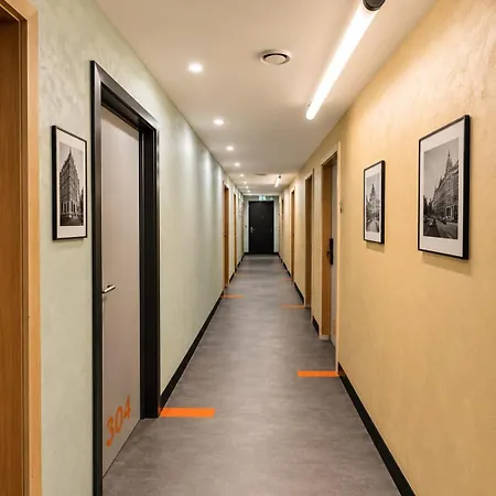 Auberge de jeunesse Brxxl 5 Centre