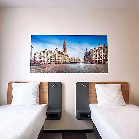 Hotel Easyhotel Centre