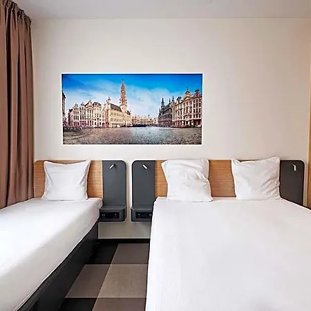 Easyhotel Centre