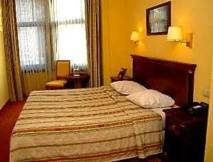 9hotel 3*