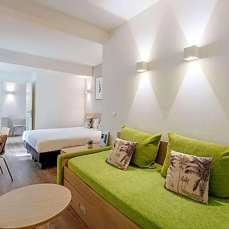 Aparthotel Adagio Access Europe 4*