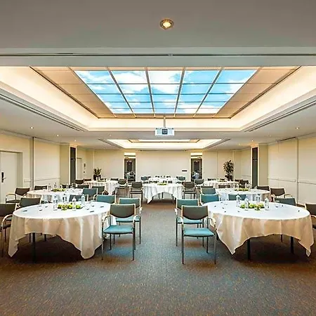 Nh Carrefour De L'europe Hotel