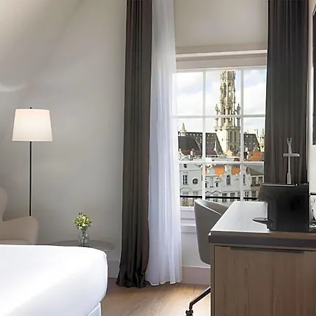 Hotel Nh Carrefour De L'europe 4*