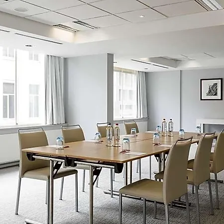 Hotel Nh Collection Centre 4*