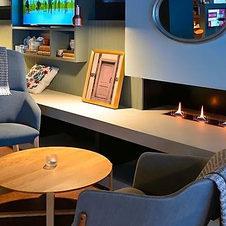 Courtyard By Marriott Eu