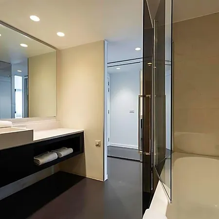 Aparthotel B-aparthotel Regent 4*