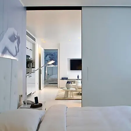 B-aparthotel Regent