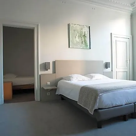 Hotel Du Congres