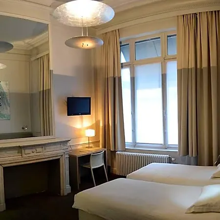 Hotel Du Congres 3*