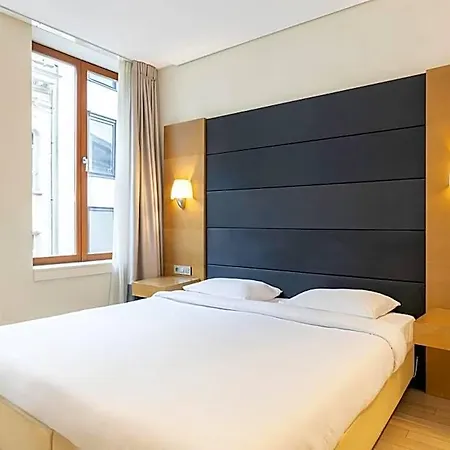 B-aparthotel Grand Place 4* Bruxelas