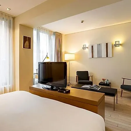 Apart-hotel B-aparthotel Grand Place 4*