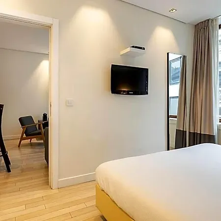 Apart-hotel B-aparthotel Grand Place
