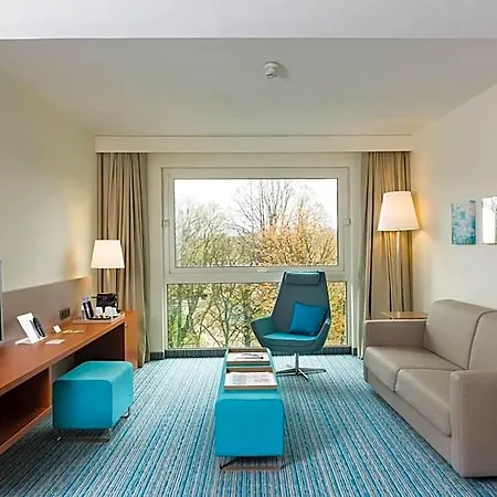 Courtyard By Marriott 4*