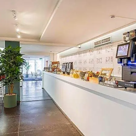 Hotel Louise 3*