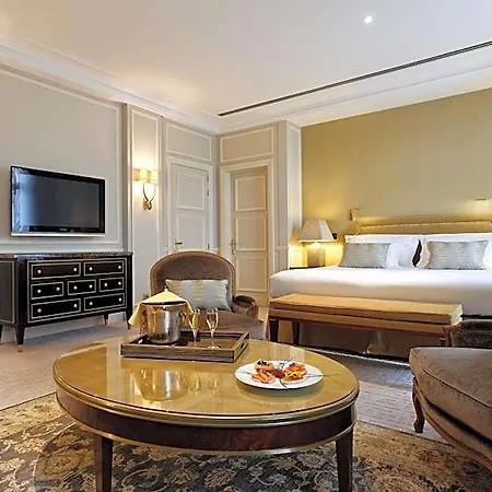 Hotell Le Plaza