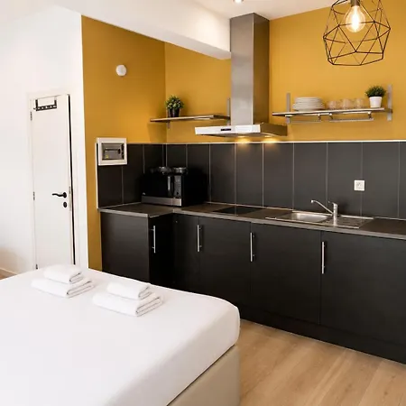 Centerstay