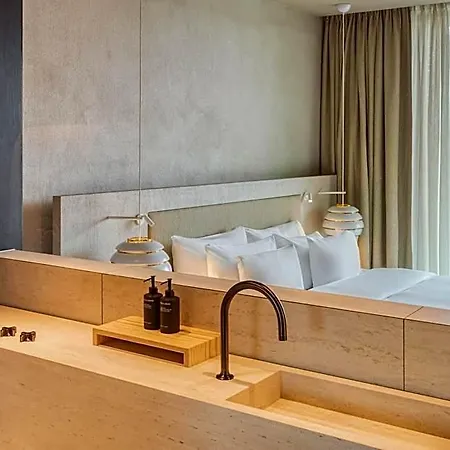 Radisson Collection Hotel, The National Hotel