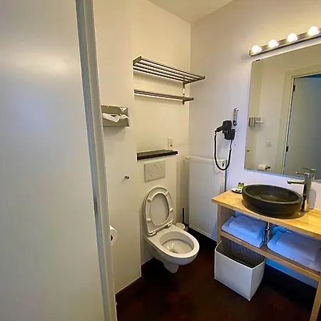 فندق Hooome 3*