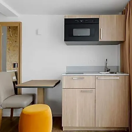 Whitlock16 - Luxe - Brussels