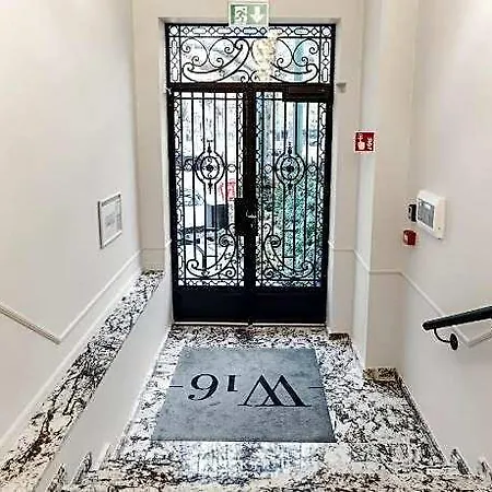 Whitlock16 - Luxe - Brussels