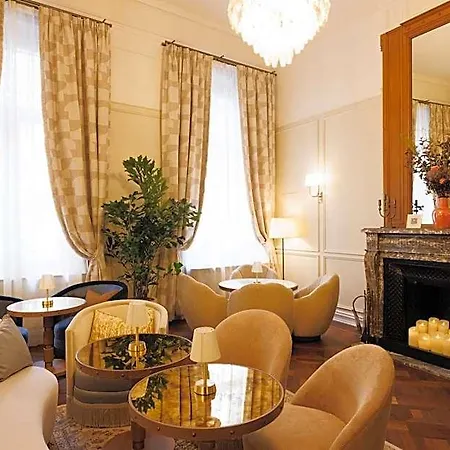 Отель Fleur De 4*