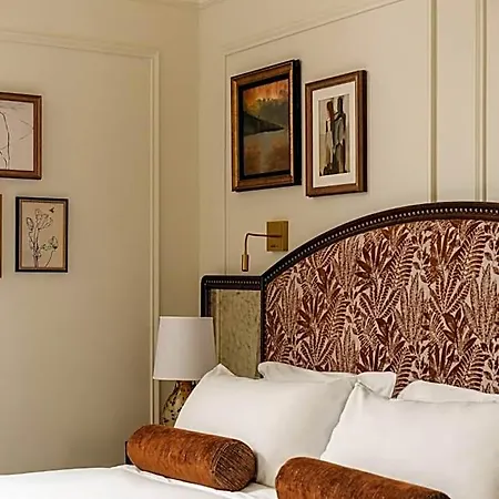 Fleur De Отель 4*