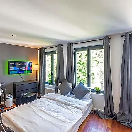 Sensational In Otel Brüksel