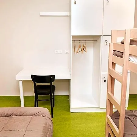 Hostel Bruegel