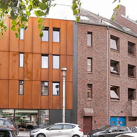 Bruegel Hostel