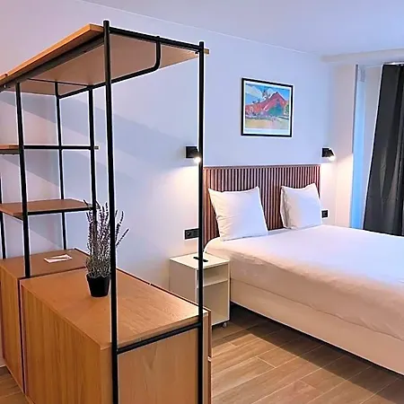 B-aparthotel Montgomery Hotel