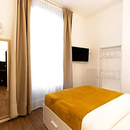 Gotha 4*