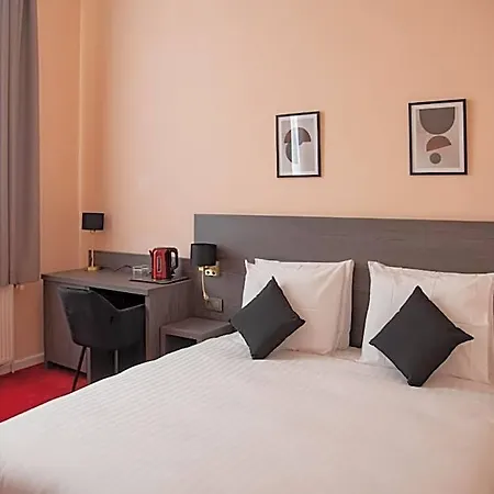 Hotel La Bourse 3*