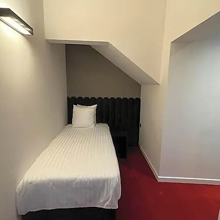 La Bourse Hotel 3*