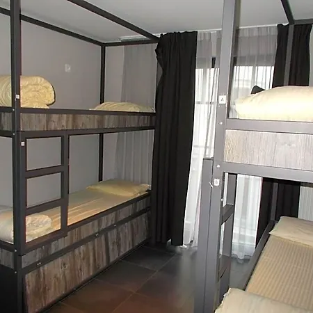 Hostel Brxxl 5 Centre Brüksel