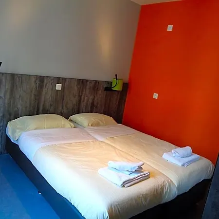 Hostel Brxxl 5 Centre Brüksel