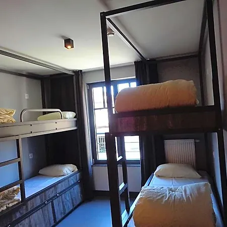 Auberge de jeunesse Brxxl 5 Centre *