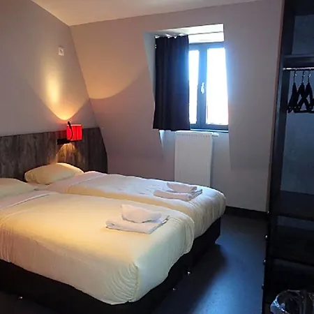 Hostel Brxxl 5 Centre Brüksel