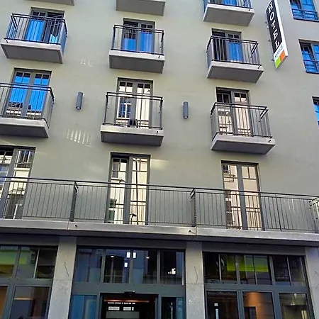 Brxxl 5 Centre *