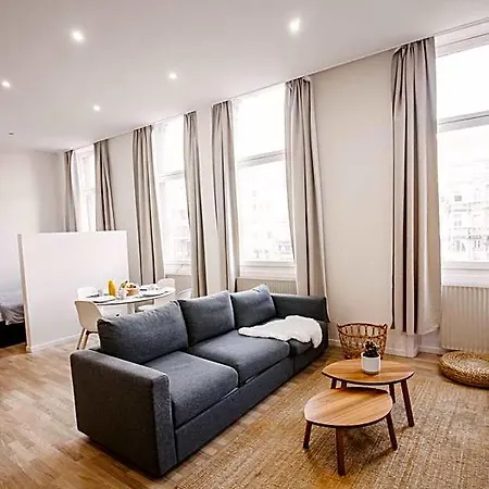 And Cozy In Aparthotel 3*