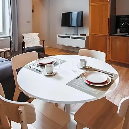 And Cozy In 3*