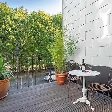 Newton Boutique Residences - Eu Area 4*