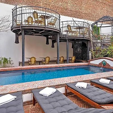Otel Latroupe Jardin Secret Brüksel
