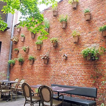 Otel Latroupe Jardin Secret Brüksel