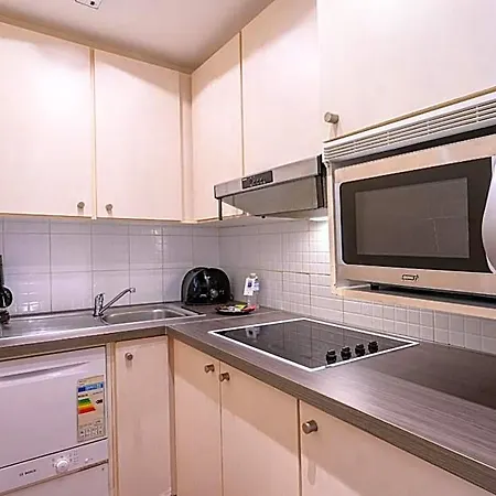 B-aparthotel Montgomery Hotel 4*