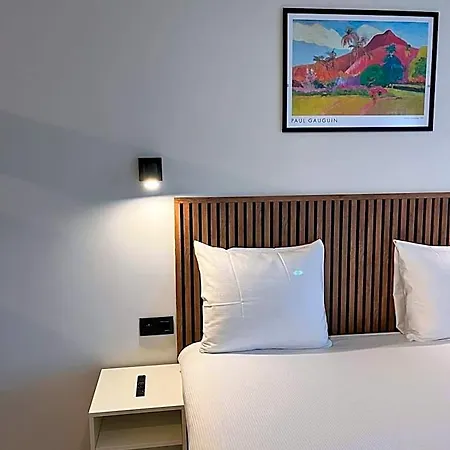 Aparthotel B-aparthotel Montgomery 4*