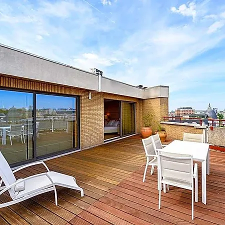 B-aparthotel Montgomery Hotel 4*