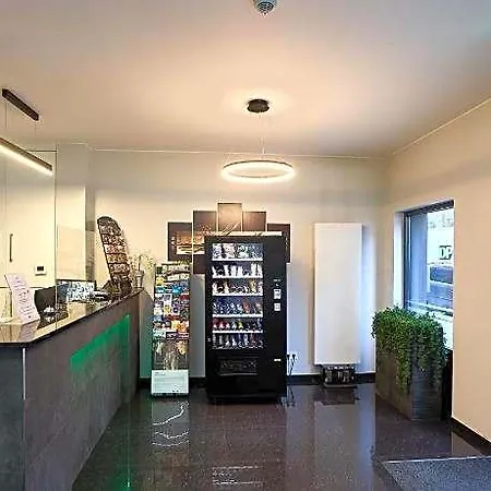 Center Hotel