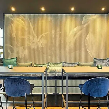 Hotel One 3*