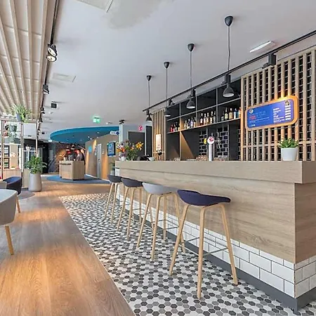Otel Express Brussels-grand-place By Ihg 3*
