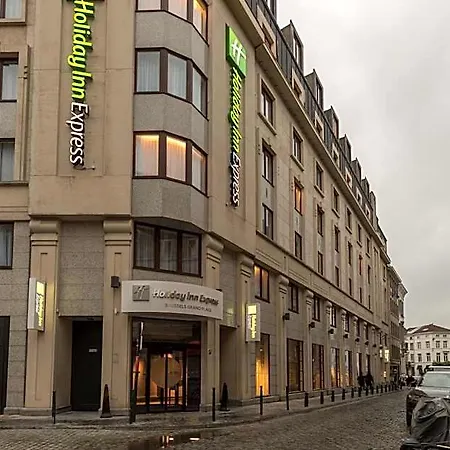 Express Brussels-grand-place By Ihg Otel Brüksel